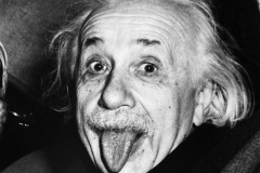 Einstein – Người suýt chế tạo ra chiếc máy ảnh tự động đầu tiên