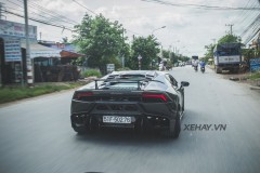 Lamborghini Huracan độ Vorsteiner du hí tại Long An