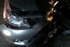 Nghi "ngáo đá", trộm ô tô lao thẳng vào cột điện