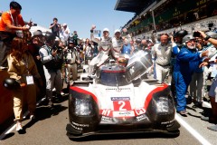 Porsche giữ vững ngôi vương tại giải đua xe 24 giờ Le Mans