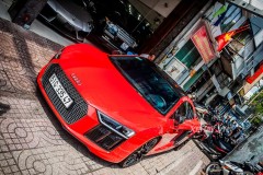 Ngắm vẻ đẹp bất chấp thời gian của Audi R8 V10 Plus