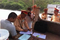 Công an siết chặt xử lý vi phạm xa tải