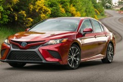 Không thể nhận ra Toyota Camry 2018 - thể thao giá hấp dẫn