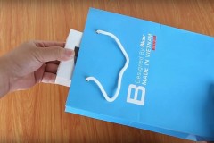 Bphone 2 trang bị cổng kết nối USB-C, thiết kế bo cong và bóng bẩy