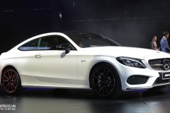 Cận cảnh Mercedes-AMG C43 Coupe 2017 vừa ra mắt tại Việt Nam với giá hấp dẫn