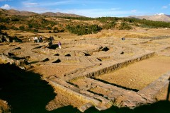 Di tích Sacsayhuamán bộc lộ tri thức thiên văn và xây dựng siêu phàm không máy móc hiện đại nào sánh nổi