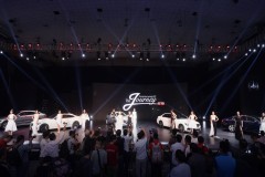 E-Class, nhân tố quan trọng trong sự tăng trưởng mạnh mẽ của Mercedes-Benz