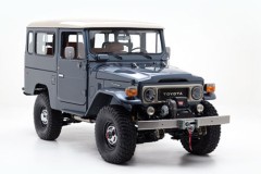 FJ40 Land Cruiser - xế phượt cổ điển của Toyota thời hiện đại
