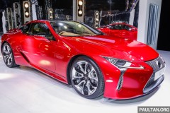 Lexus giới thiệu mẫu sedan Coupe hạng sang LC 500 với thiết kế ấn tượng