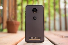 Moto Z2 Play mỏng chỉ 5.99mm, RAM 4GB, hỗ trợ Moto Mods giá trên 10 triệu