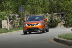 Nissan Rogue / X-Trail sẽ "hạ bệ" Honda CR-V giành ngôi vị SUV bán chạy nhất nước Mỹ?