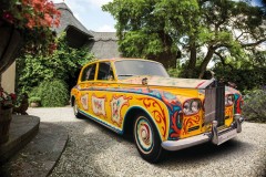 Rolls-Royce Phantom V của John Lennon cá tính với phong cách "Ngôi sao nhạc rock"