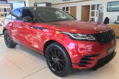 "Tân binh" Range Rover Velar chốt giá bán chính thức tại Việt Nam