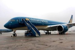 Hoãn, hủy hàng loạt chuyến bay do ảnh hưởng của bão số 4