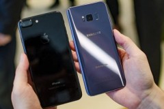 Kính và kim loại: Chất liệu nào dành cho mặt lưng của smartphone?