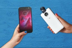 Moto Z2 Force chạy chip Snapdragon 835, có camera kép, vỏ siêu cứng, chống nước trình làng
