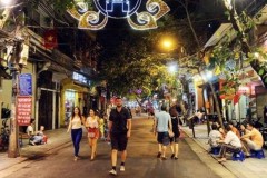 Mùa hè, đề nghị không tổ chức phố đi bộ hồ Hoàn Kiếm vào ban ngày