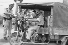 Tịch thu xe ba bánh giả danh thương binh