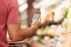 Xài chiếc điện thoại này, bạn sẽ chẳng còn lo lắng phải sạc pin