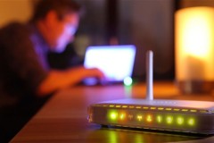 Cách ngăn chặn người khác xài chùa Wifi của bạn