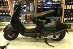 Không ngờ dân Hà Nội cũng dám chơi siêu phẩm xe ga Vespa này