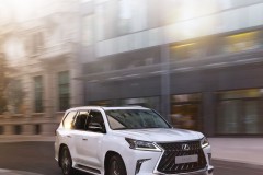 Lexus ra mắt phiên bản LX 570 Superior, giá từ 2,61 tỷ VNĐ