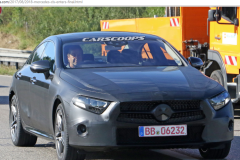 Mercedes-Benz CLS 2018 trút bỏ ngụy trang, hướng về Frankfurt 2017