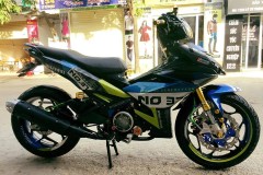 Muôn vạn sắc màu trên thân thể Exciter 150cc với dàn chân biến dạng