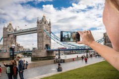 Nokia 8 ra mắt, có thể chụp và quay video cùng lúc 2 camera
