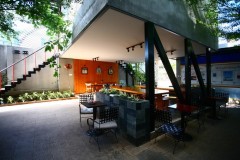 Quán cà phê sách ngập tràn nắng gió ở Vũng Tàu