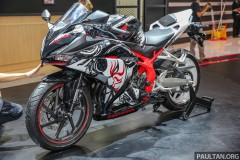 Ra mắt Honda CBR250RR 2017 bản đặc biệt mang phong cách Kabuki Nhật Bản