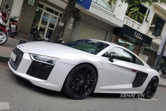 Sài Gòn: Audi R8 V10 Plus lặng lẽ xuất hiện trên phố