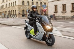 Scooter điện BMW C Evolution 312 triệu VNĐ sẽ hút khách nhờ sự hiện đại và cao cấp