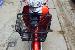 Sirius chiến binh 110cc tỏa sáng giữa sân cỏ nhân tạo