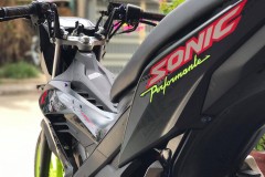 Sonic 150i độ ngầu vô đối với dàn chân lớn 2 màu độc đáo