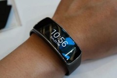 Không chỉ có Galaxy Note 8, Samsung còn giới vòng đeo Gear Fit 2 Pro trong sự kiện tới