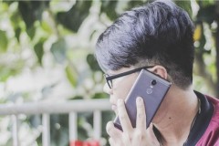 Đây là smartphone chính hãng RAM 4GB, vỏ kim loại, màn hình FHD, thương hiệu lớn giá rẻ nhất