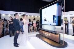 LG ra mắt dòng tivi cao cấp mỏng nhất thị trường Việt Nam