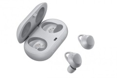 Samsung Gear IconX 2018: tai nghe không dây hai phần riêng biệt, phát nhạc Bluetooth 5 tiếng, $200