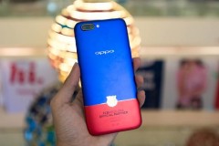 Trên tay OPPO R11 phiên bản FC Barcelona Edition: có tiền cũng không mua được