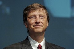 Tỷ phú Bill Gates hào phóng rút một lúc 4,6 tỷ USD làm từ thiện