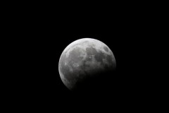 Việt Nam sẽ quan sát được lần nguyệt thực tiếp theo khi nào?