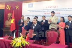 UNESCO chính thức bảo trợ hai trung tâm khoa học dạng 2 của Việt Nam