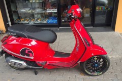 Vespa Primavera độ đậm nét dân chơi cùng dàn đồ chơi kiểng