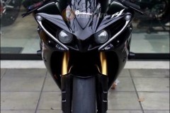 Yamaha R1 độ cùng phong thái hầm hố của kẻ dẫn đầu Yamaha