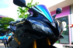 Yamaha R6 ngựa hoang khó thuần trong loạt ảnh đen không tỳ vết