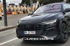 Audi Q8 lột bỏ lớp camo ngụy trang khi xuất hiện tại Moscow, Nga