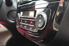 Bật điều hòa ôtô: Nên lấy gió trong hay gió ngoài?