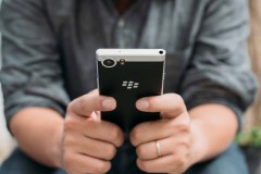 BlackBerry Krypton được cấp chứng chỉ Wi-Fi, full-touch, Snapdragon 625/626, pin 4000mAh?