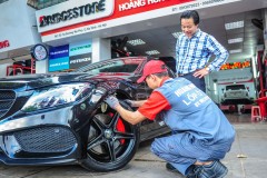 Bridgestone Việt Nam chính thức khai trương trung tâm dịch vụ lốp xe du lịch cao cấp